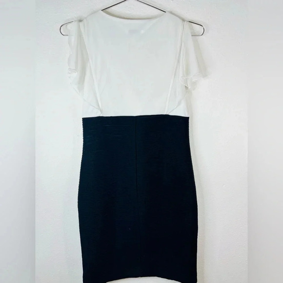 Enfocus Studio White and Black Sheath Dress with Ruched Top Open Ruffle Size 4 - Picture 8 of 9